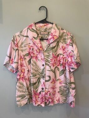 Light Pink Tropical Floral Button-Up Shirt